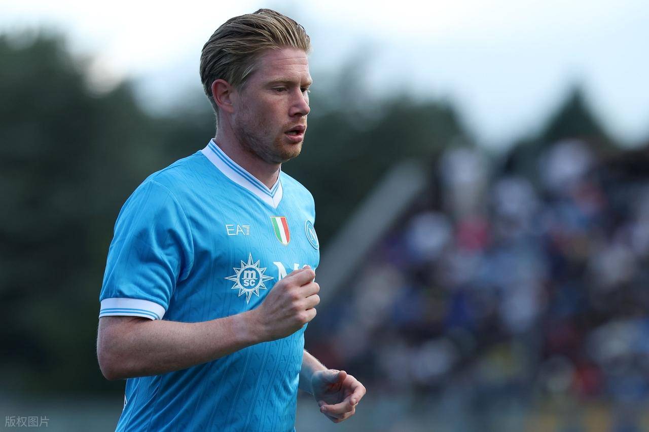 戏剧要来了吗？诺里斯超越角田时四轮出白线，被赛会记录