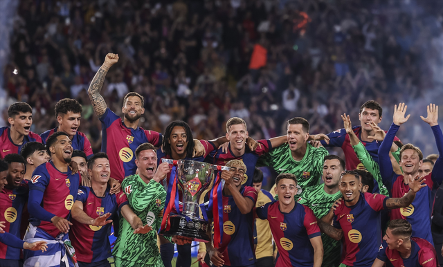 克莱顿替补6中5轰12分，爵士半场唯一上双球员