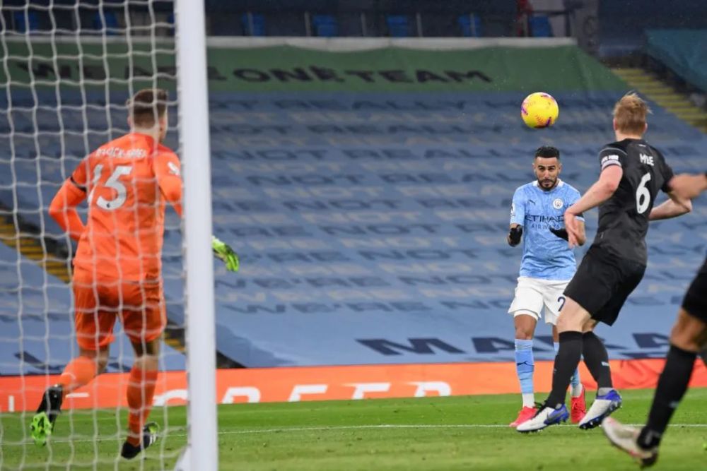 迟来的告别，拜仁在主场为科曼举办告别仪式