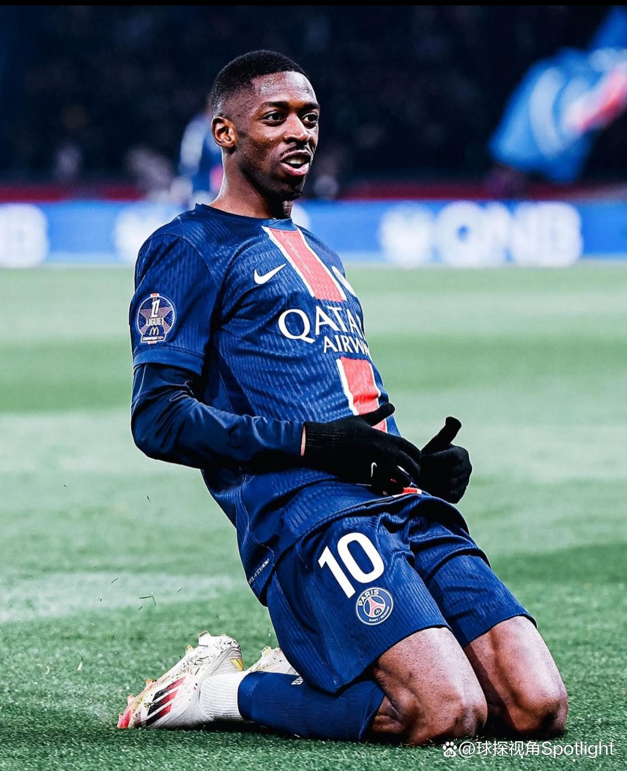 里夫斯：詹姆斯作为最伟大的球员，愿意为了正确选择牺牲自己