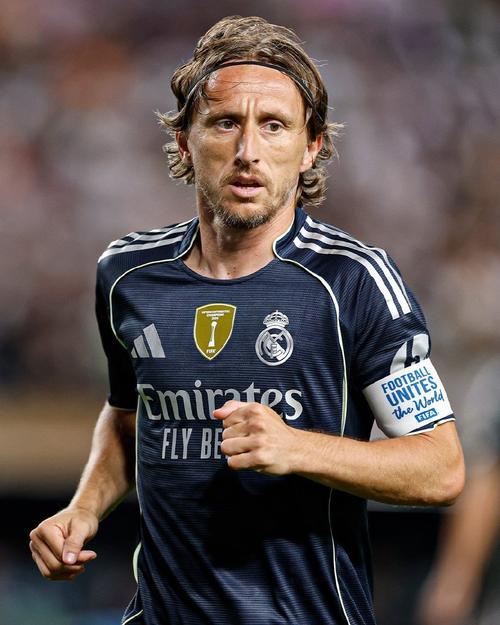 武汉女足1-1纳萨夫女足，唐涵造乌龙，马君失点，奥乌苏失空门