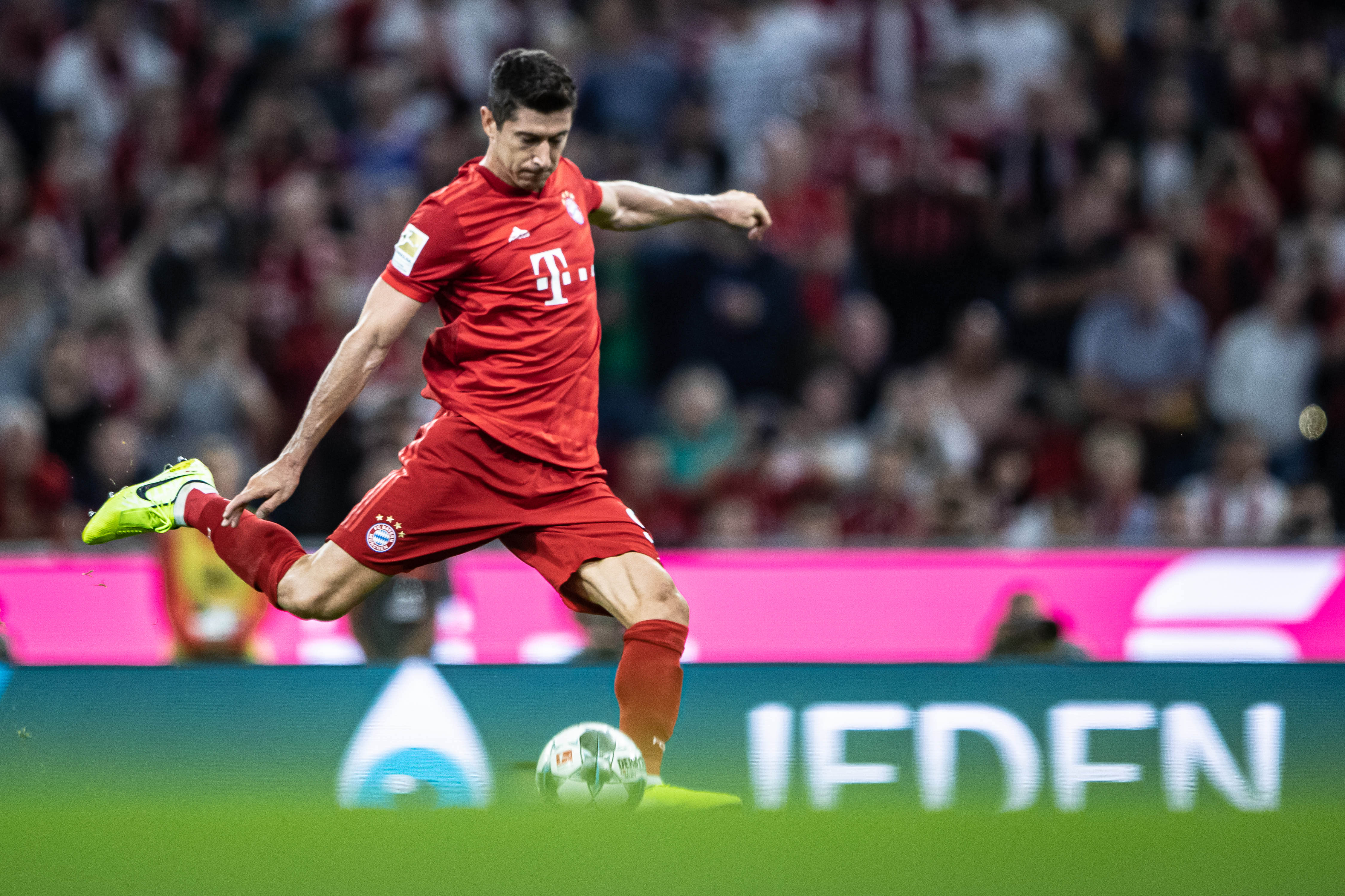 Ary：快船新签后卫丹尼斯将在明日与灰熊比赛迎来首秀